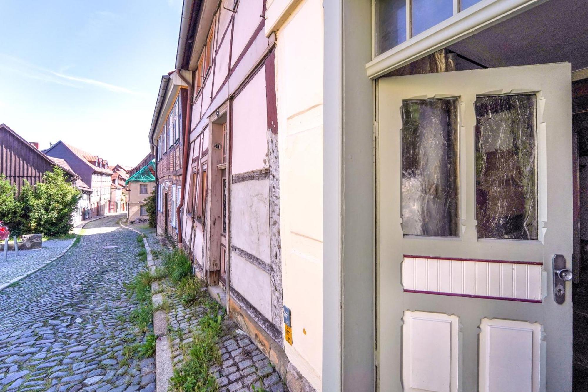 Villa "Kleinstes Haus Von Blankenburg" Urlaub In Einem Einzigartigen Baudenkmal à Blankenburg  Extérieur photo